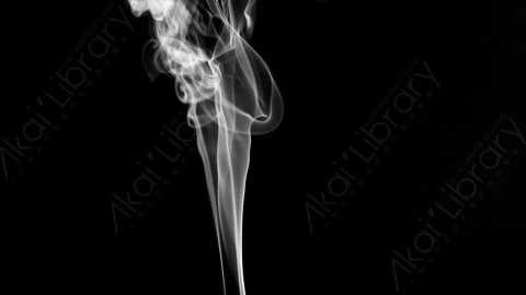 视频素材-cigarette_smoke_from_bottom_04香烟燃烧烟雾